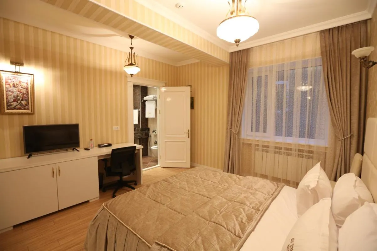 Image 4 of Old Street Boutique Hotel