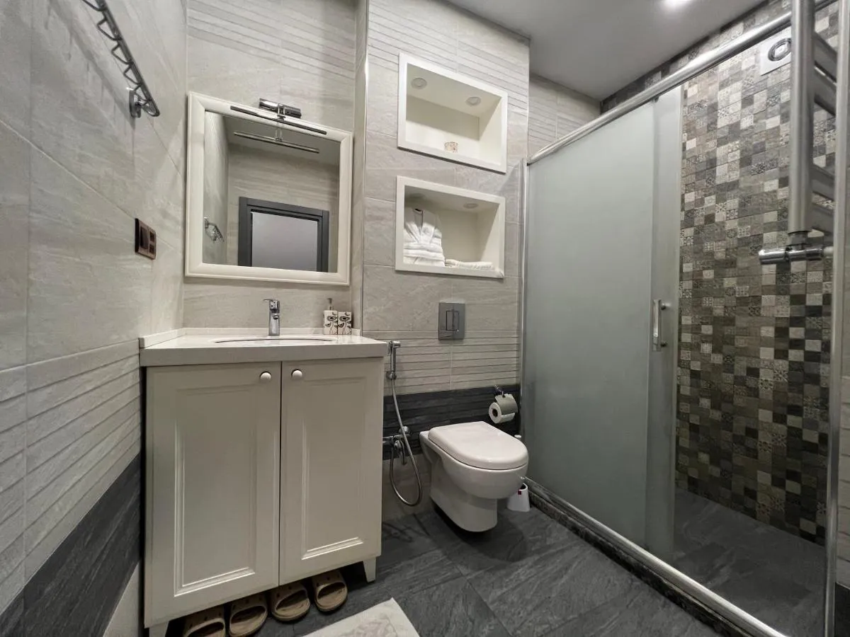 Image 2 of Park Azure 11394