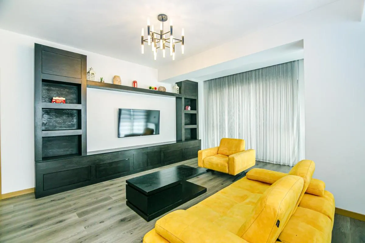 Image 5 of Park Azure 526