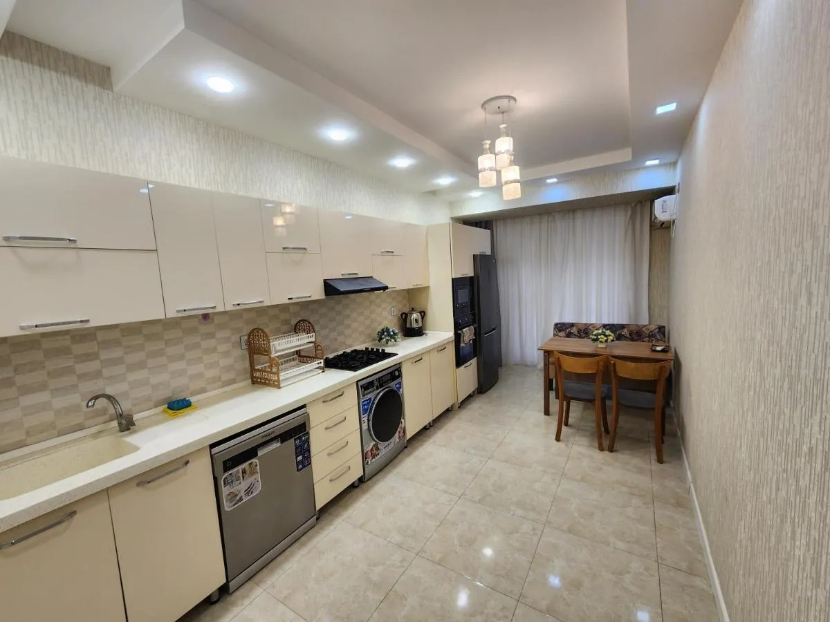 Image 4 of Park Azure Lux apartment