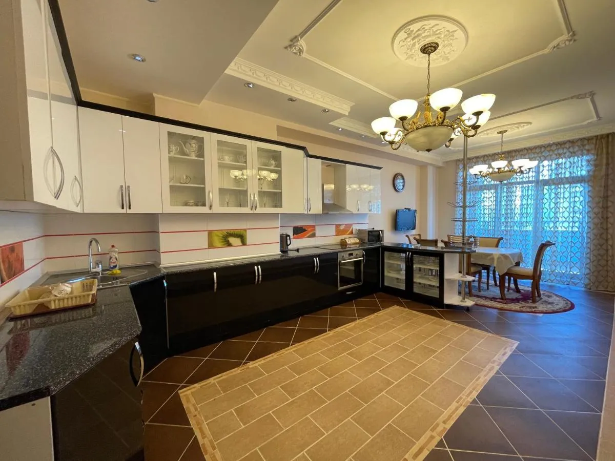 Image 3 of Park Azure Residence