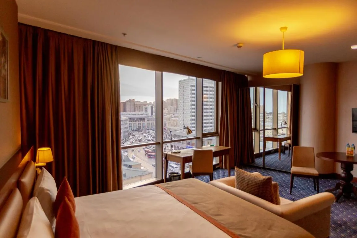 Image of Parkside Hotel & Apartments