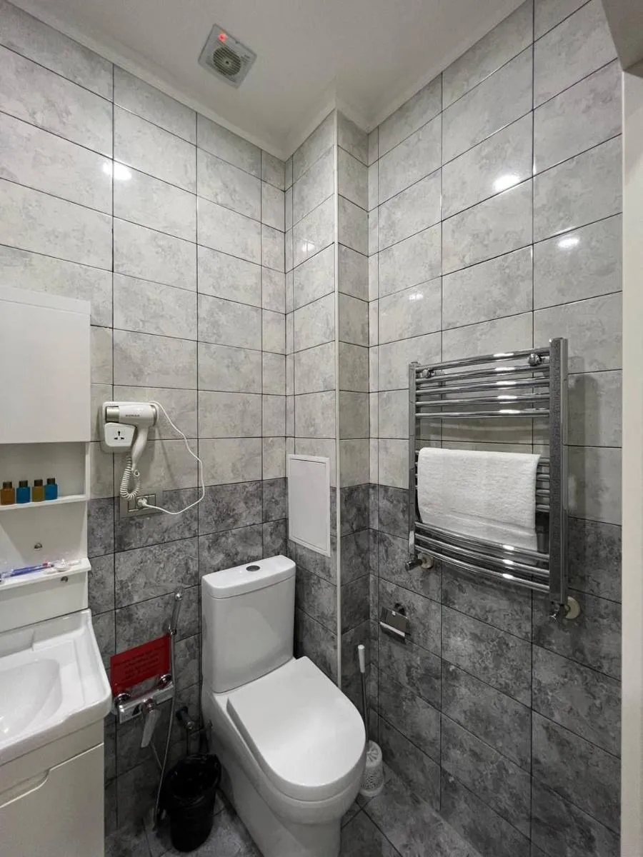 Image 3 of Pilot hotel Baku center