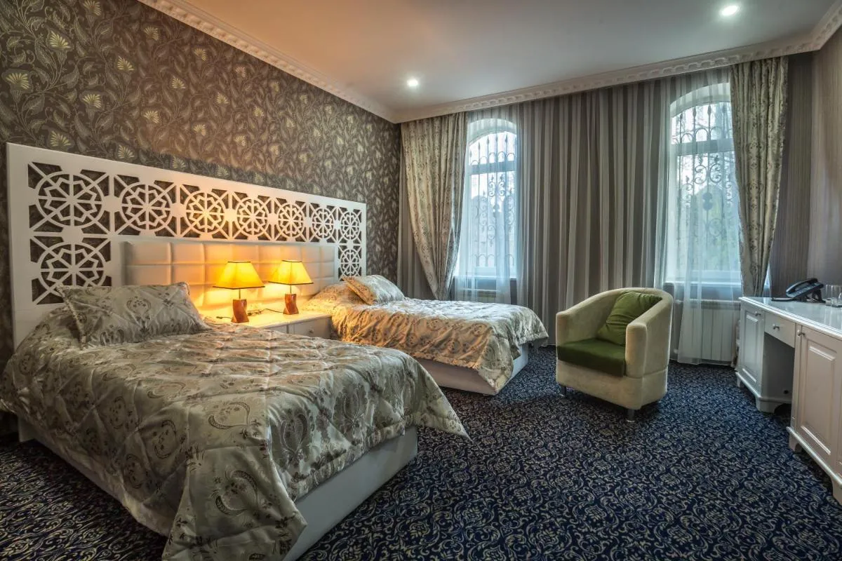 Image 3 of Premier Old Gates Hotel