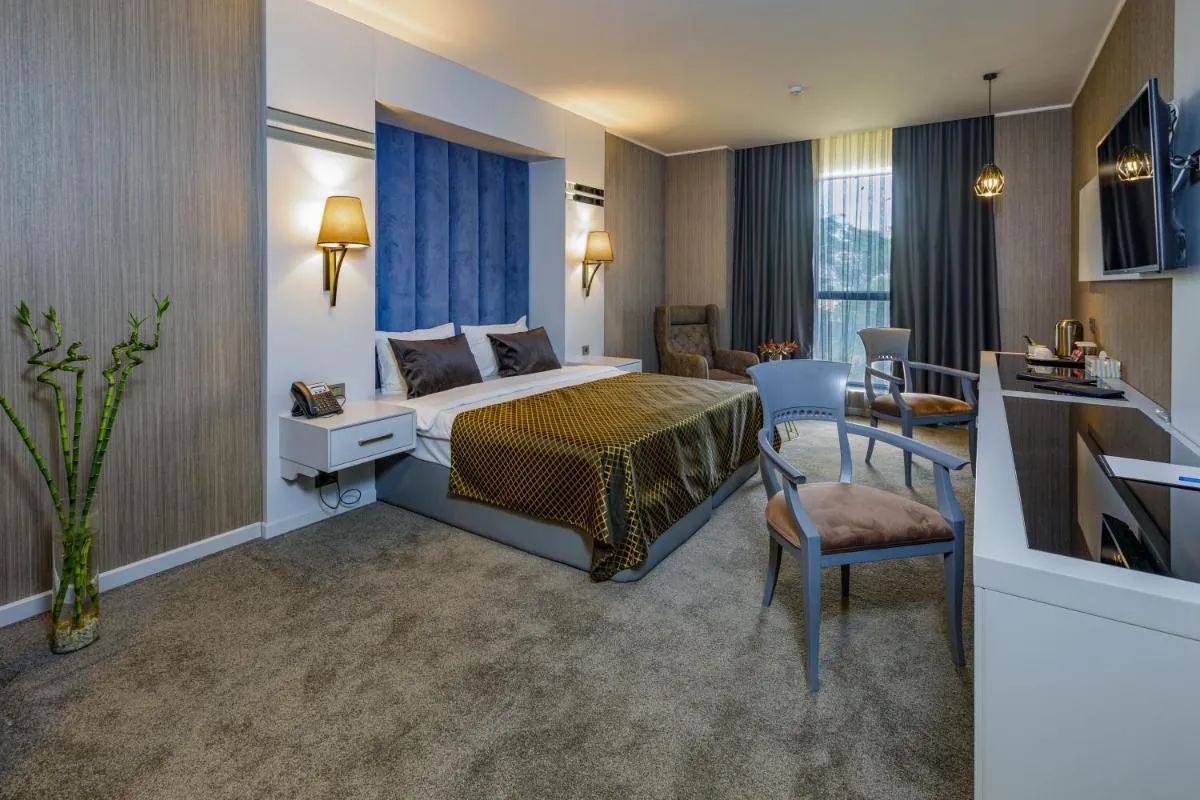 Image 1 of Premium Park Hotel Baku