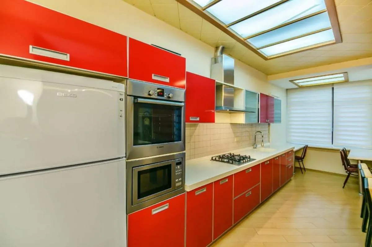 Image 2 of Red Apartment Vip City Center