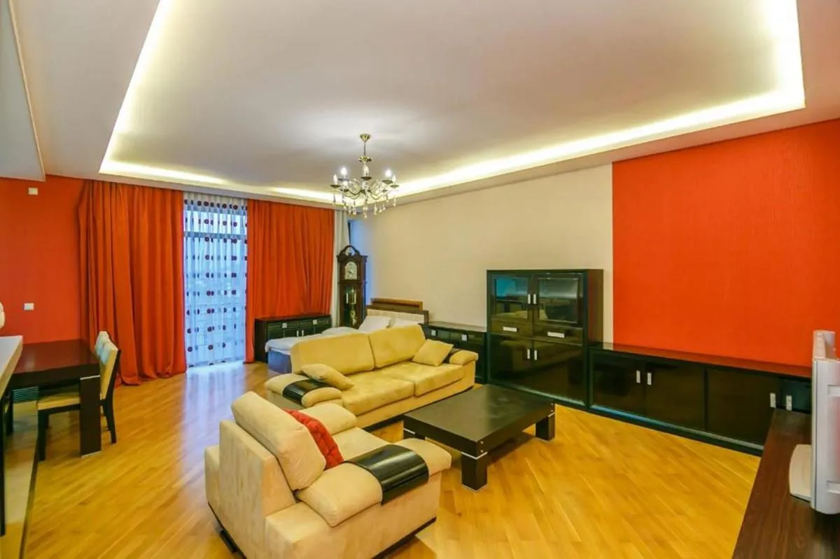 Image 4 of Red Apartment Vip City Center