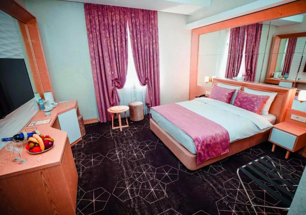Image 5 of Regal Inn Badamdar Hotel
