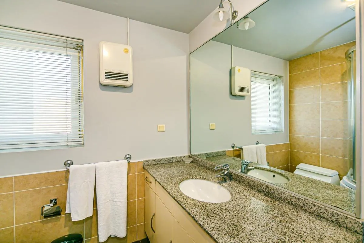 Image 2 of SEA VIEW APARTMENTS REZIDENTS