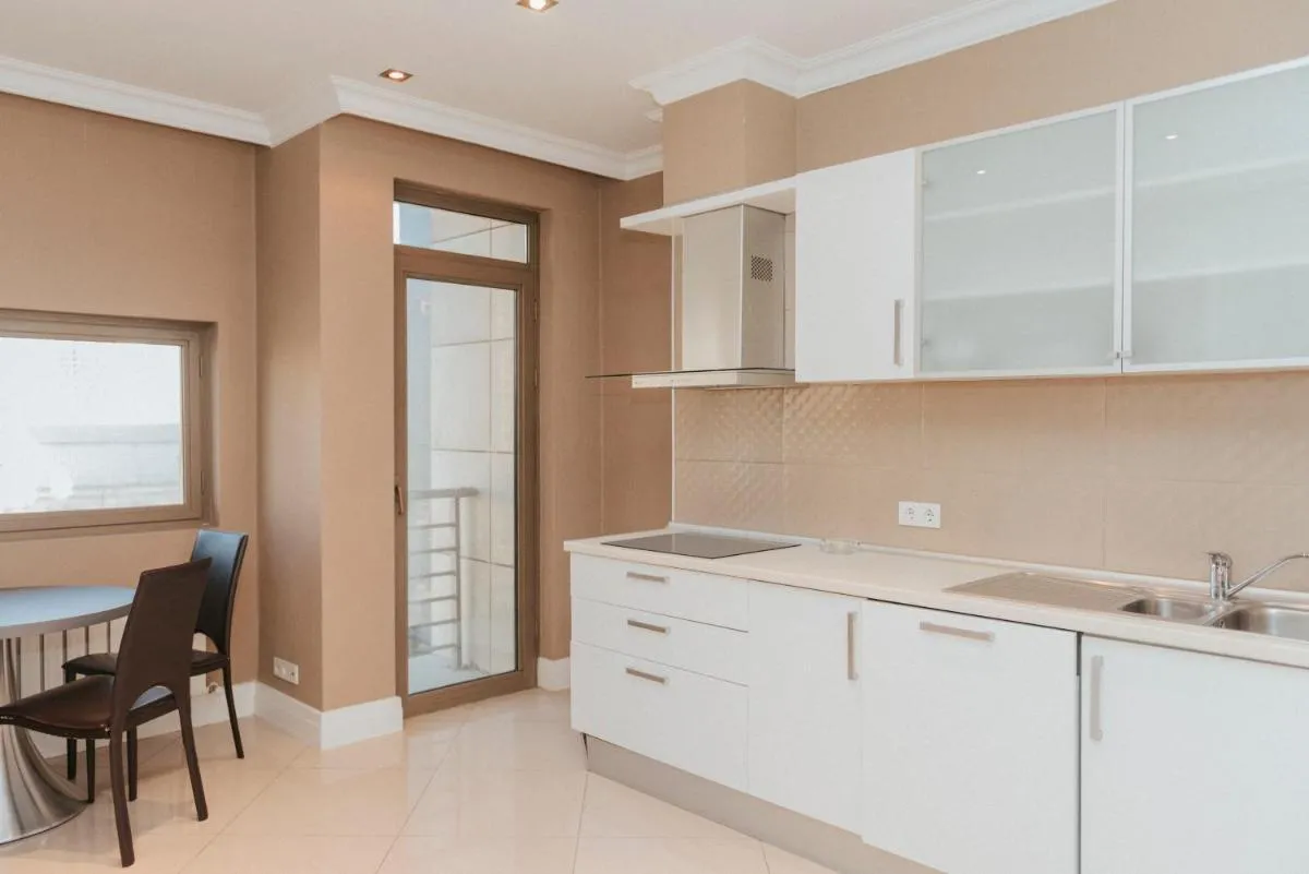 Image 2 of Sapphire Central Deluxe Apartments