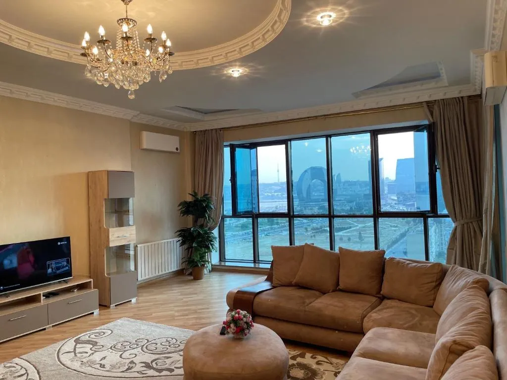 Image of Sea View Lux Megafun