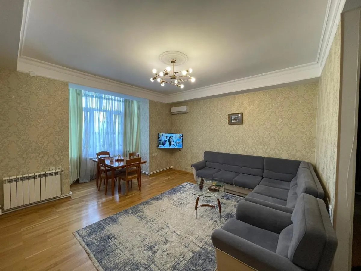 Image 4 of Sea View Maiden apartment