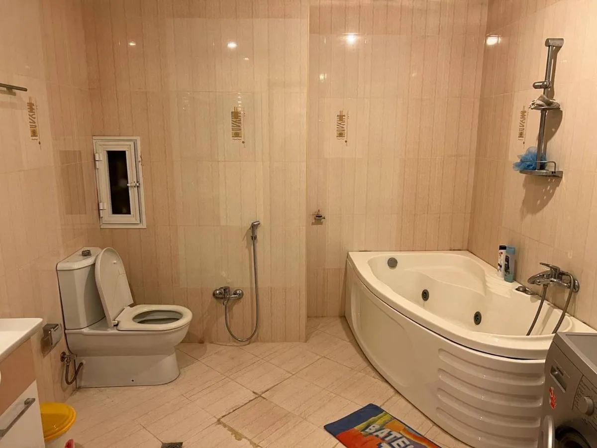 Image 2 of Sea view couple apartmant at boulvard,near nizami street