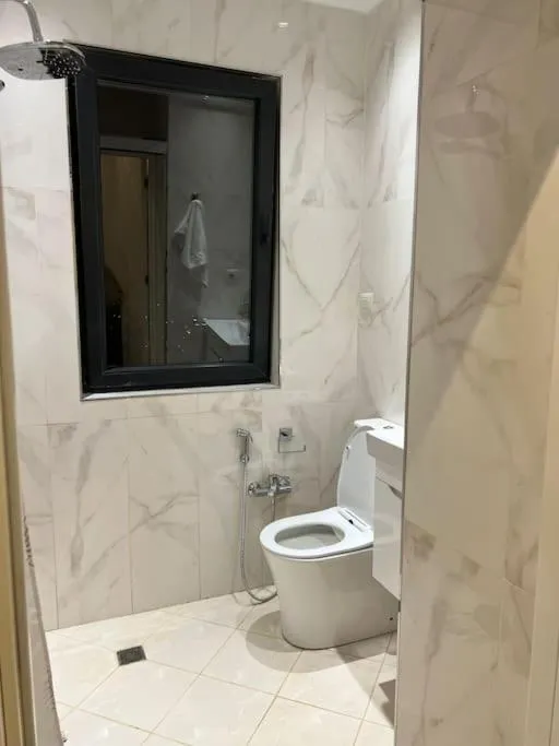 Image 6 of SecretS Room