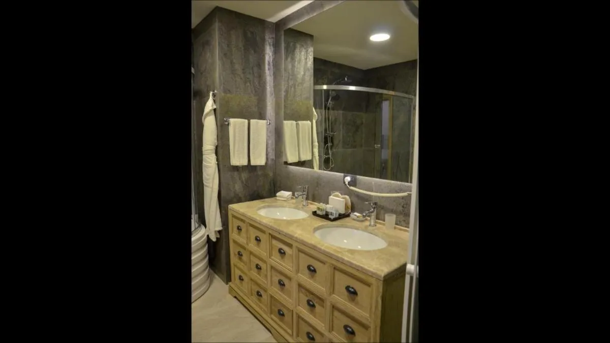 Image 1 of Shirvanshah Hotel