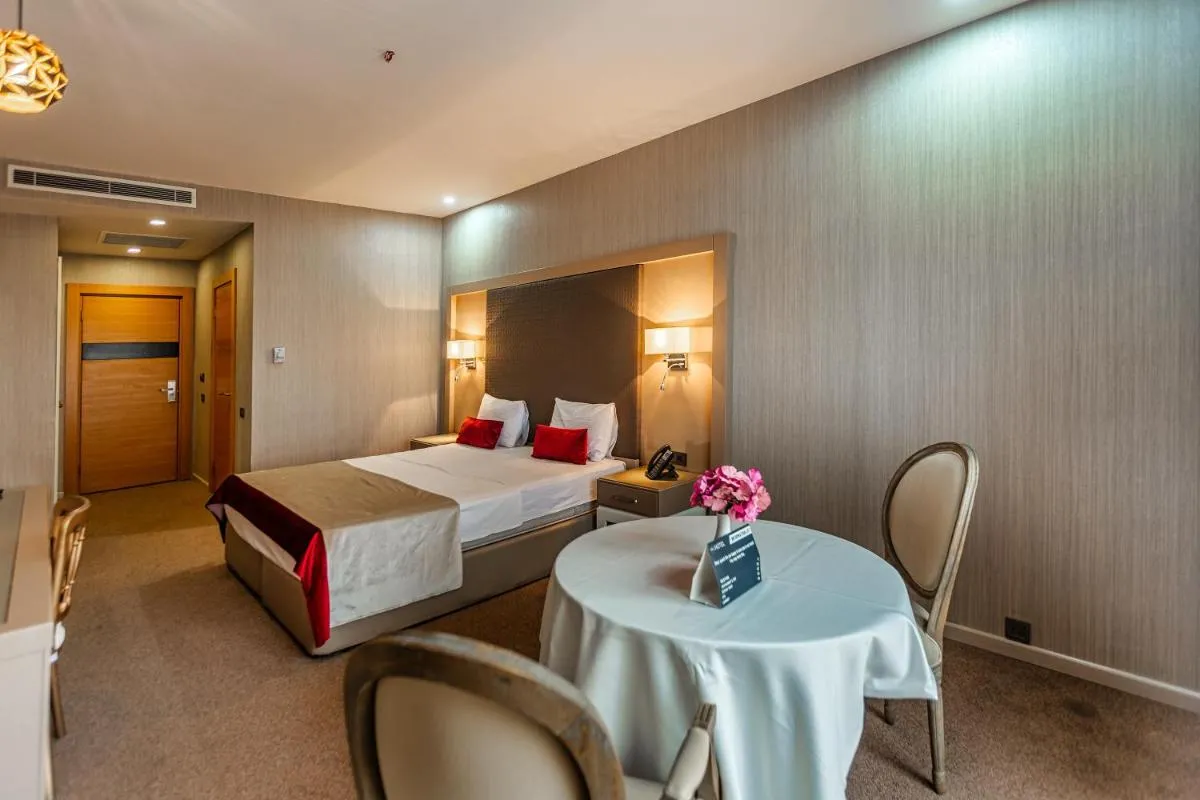 Image 2 of Sky Hotel Baku