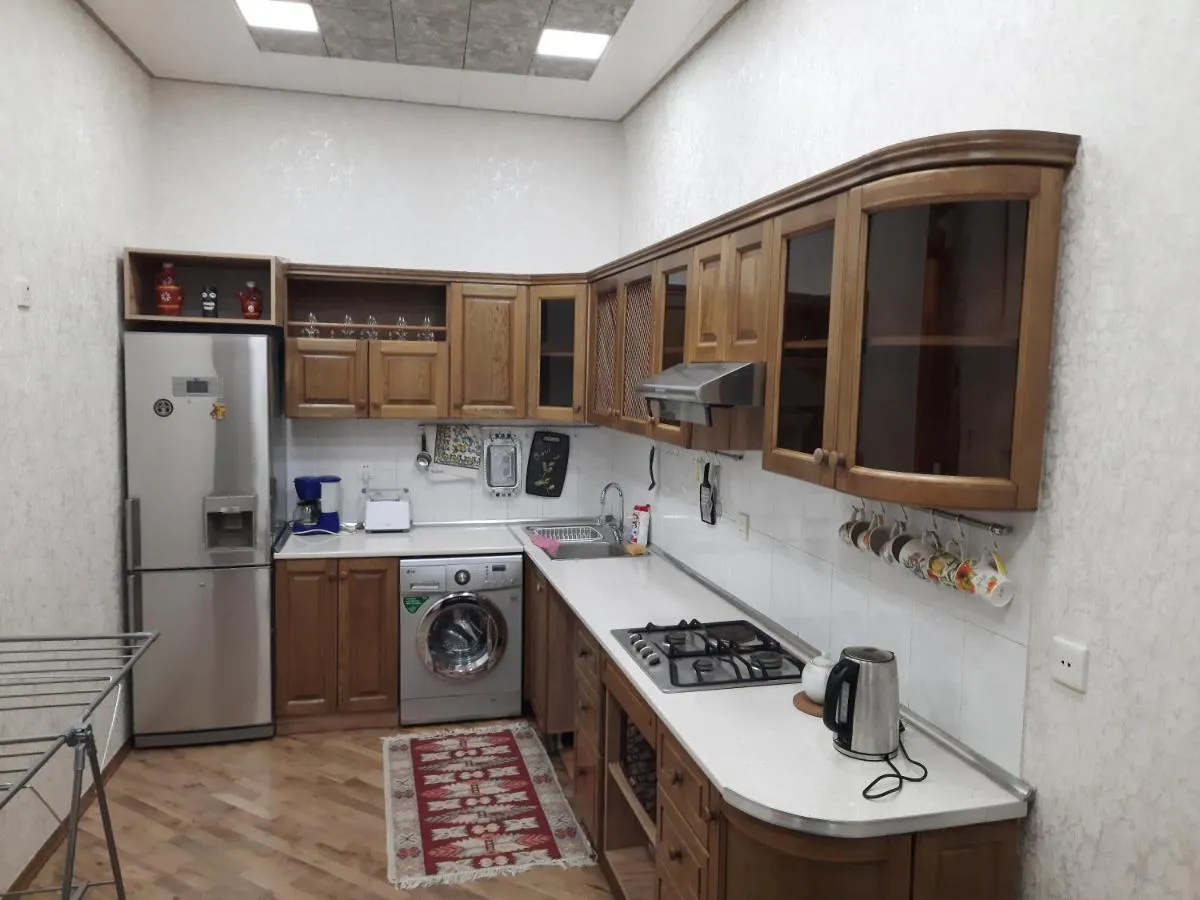 Image 3 of Spacious apartment in the center, near Fountain Square and Sahil metro station