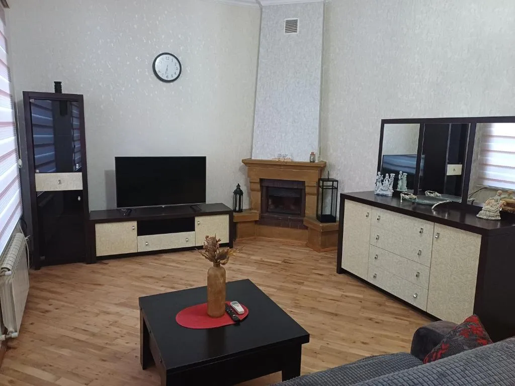 Image of Spacious apartment in the center, near Fountain Square and Sahil metro station