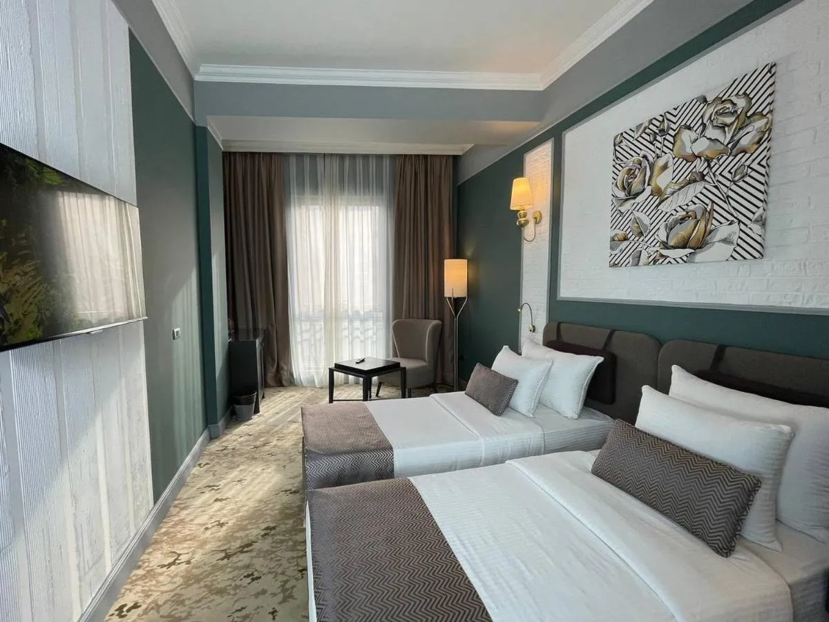 Image 2 of Teatro Rooms Hotel