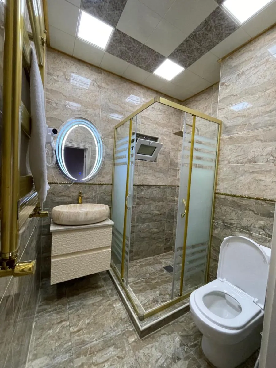 Image 4 of The Mirror Hotel
