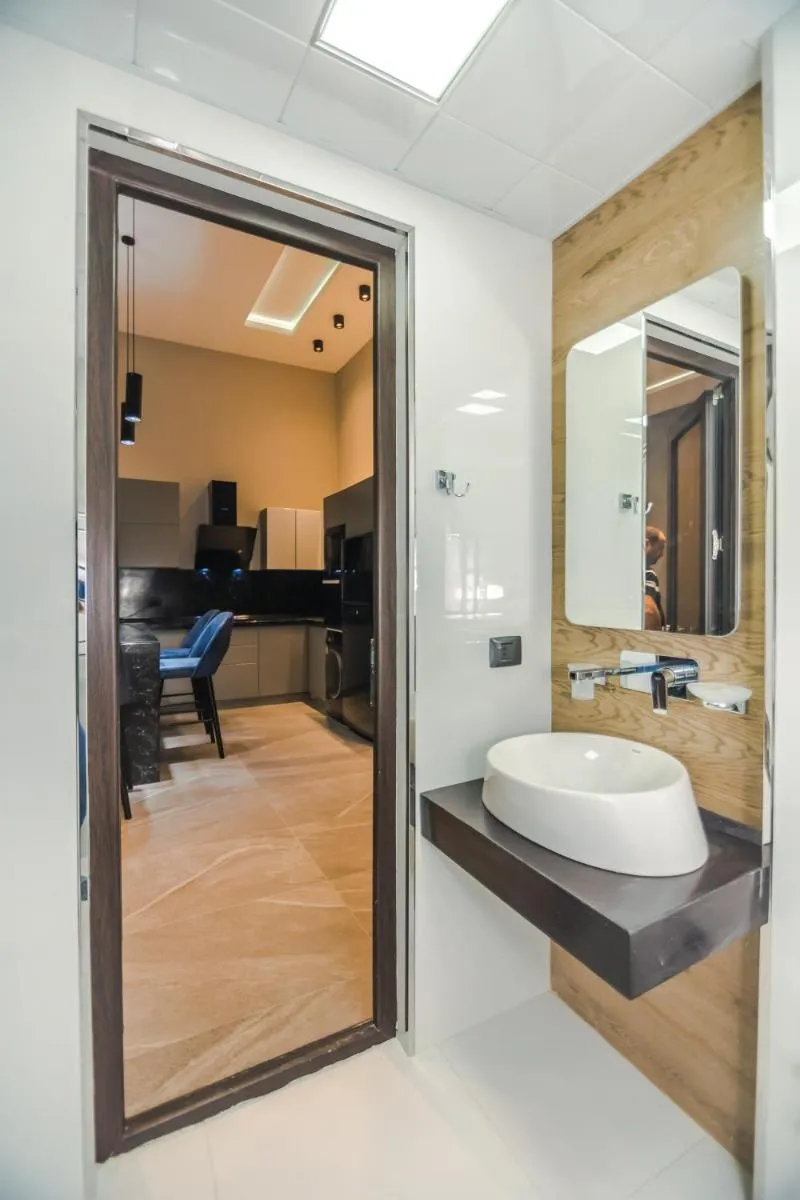 Image 3 of VIP APARTMENT FRANCE EMBASSY