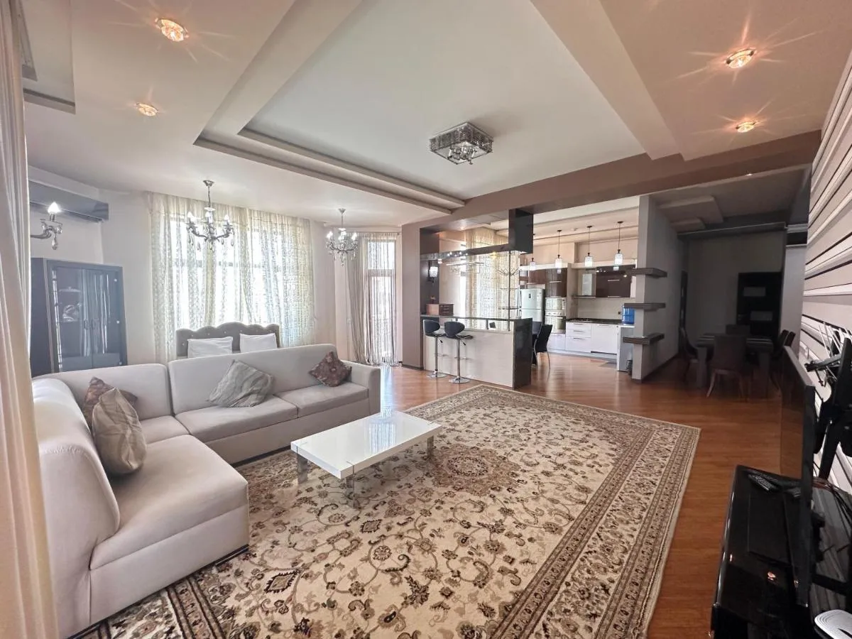 Image 3 of VIP Apartment İNTERCONTİNENTAL