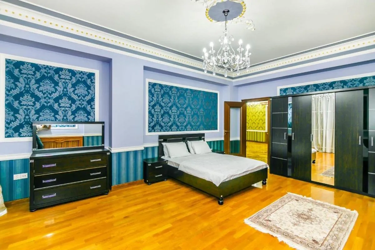 Image 1 of VIP Apartment Nizami 63