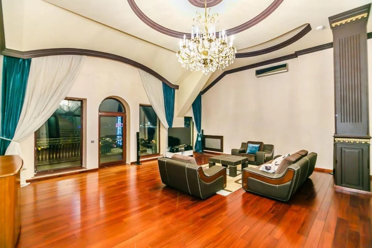 Image 2 of VIP Apartment PARMALAT