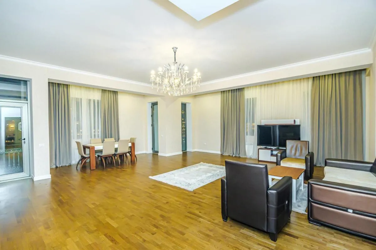 Image 3 of VIP Apartment in Buta Palace