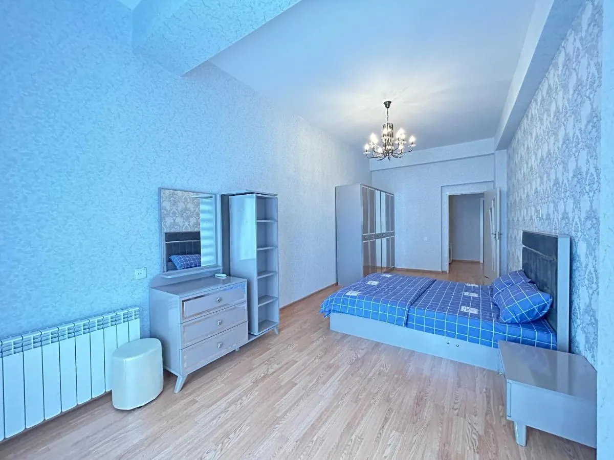 Image 1 of White Stone Residence 47