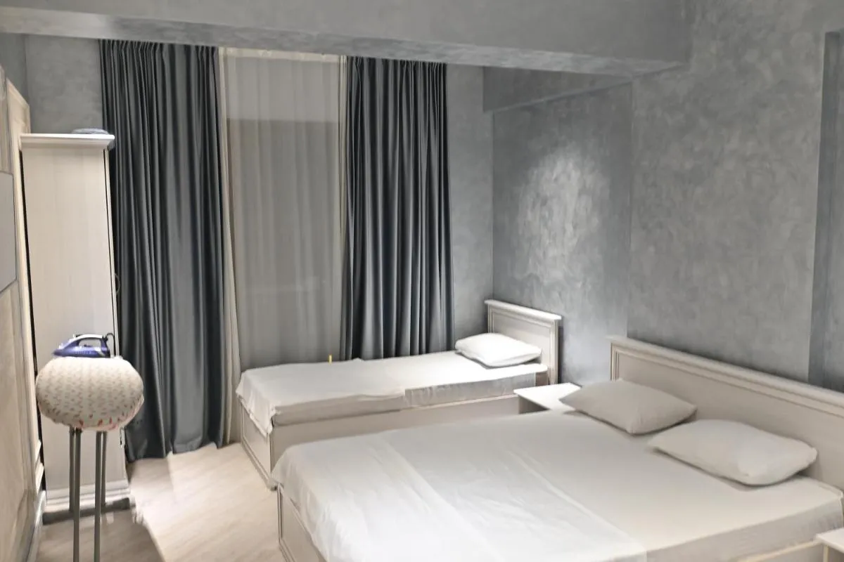 Image 1 of White city-2 bedrooms