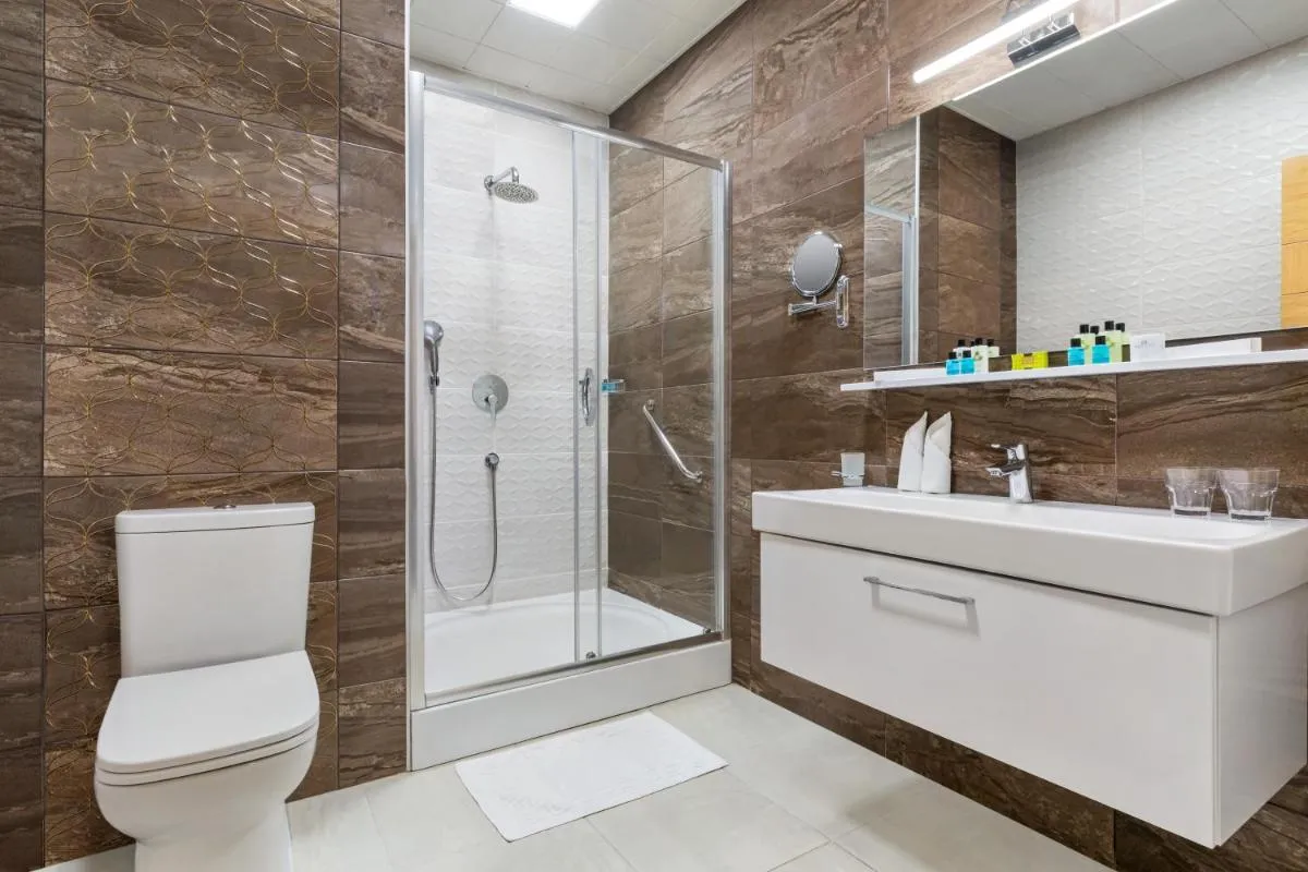 Image 4 of Wyndham Baku