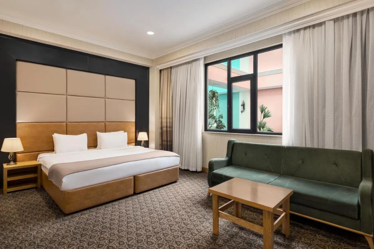 Image 2 of Wyndham Baku