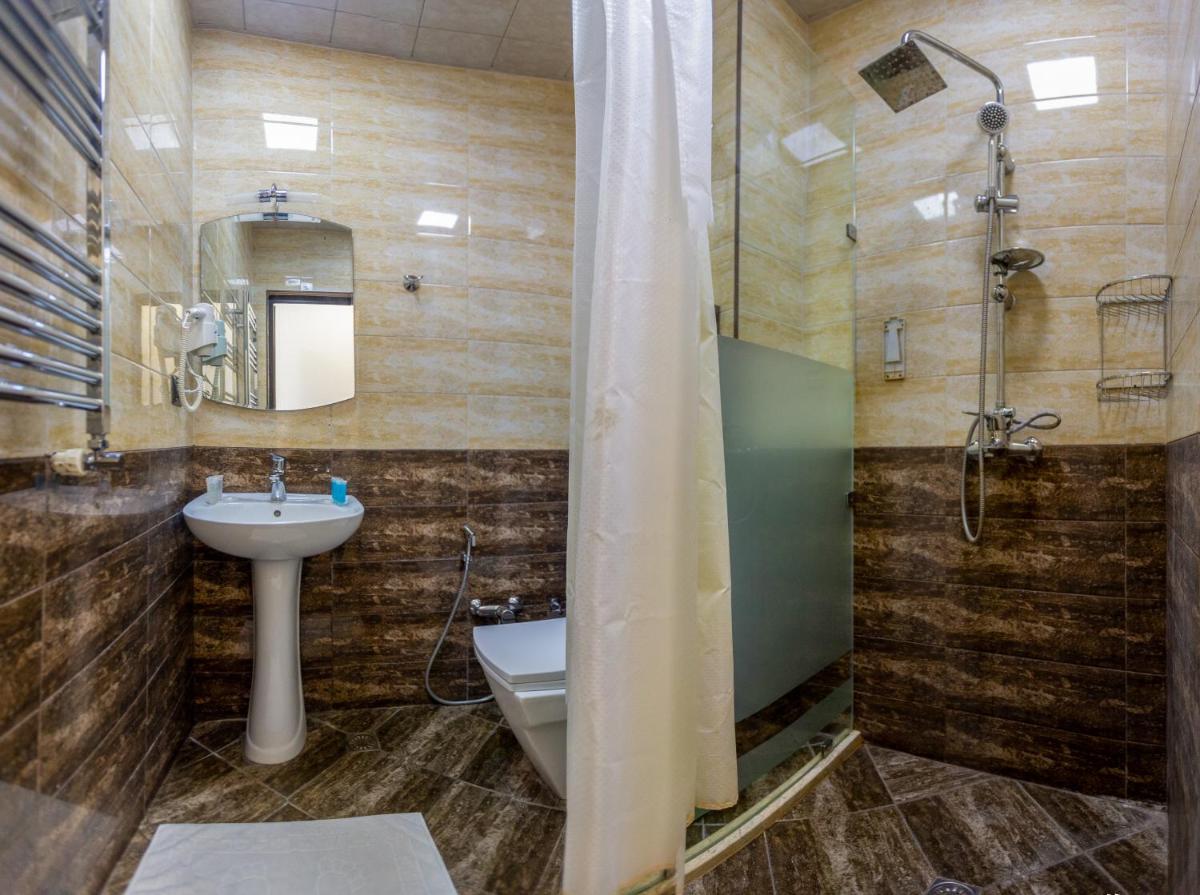 Image 2 of Aden City Hotel