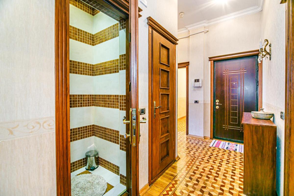 Image 2 of Apartment Continental