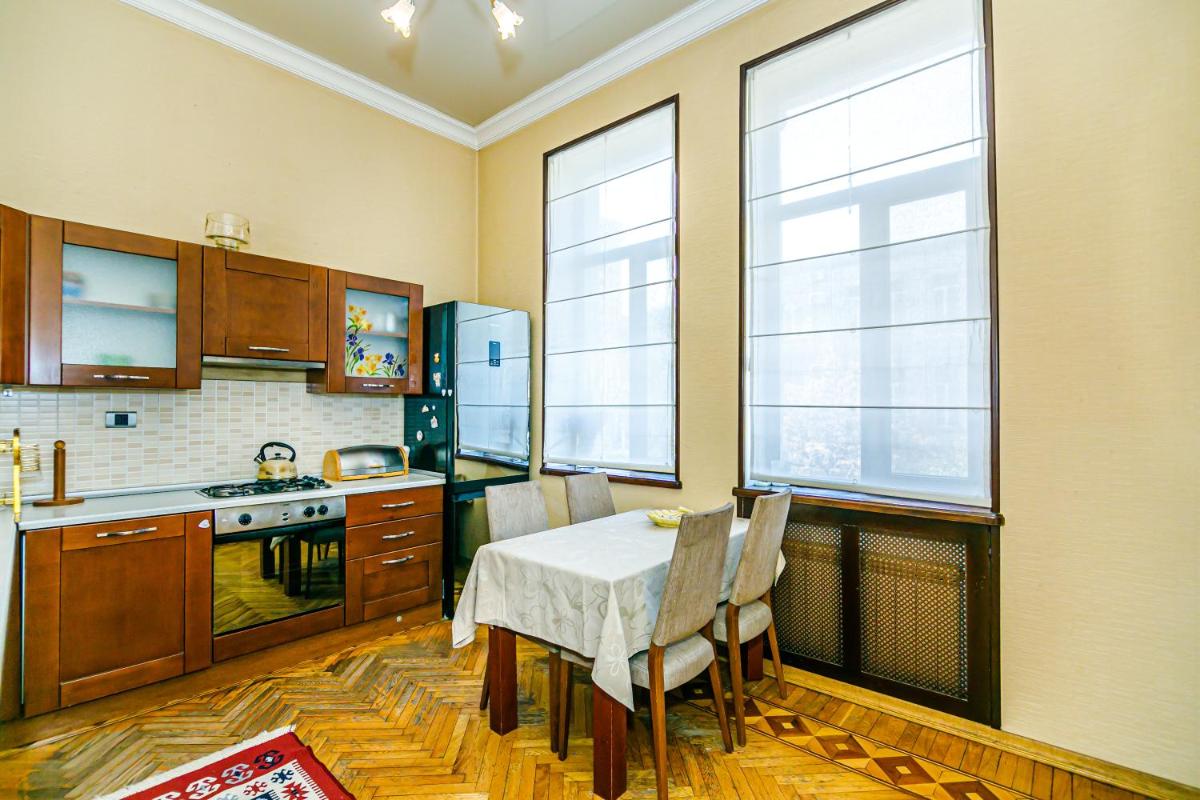 Image 3 of Apartment Continental