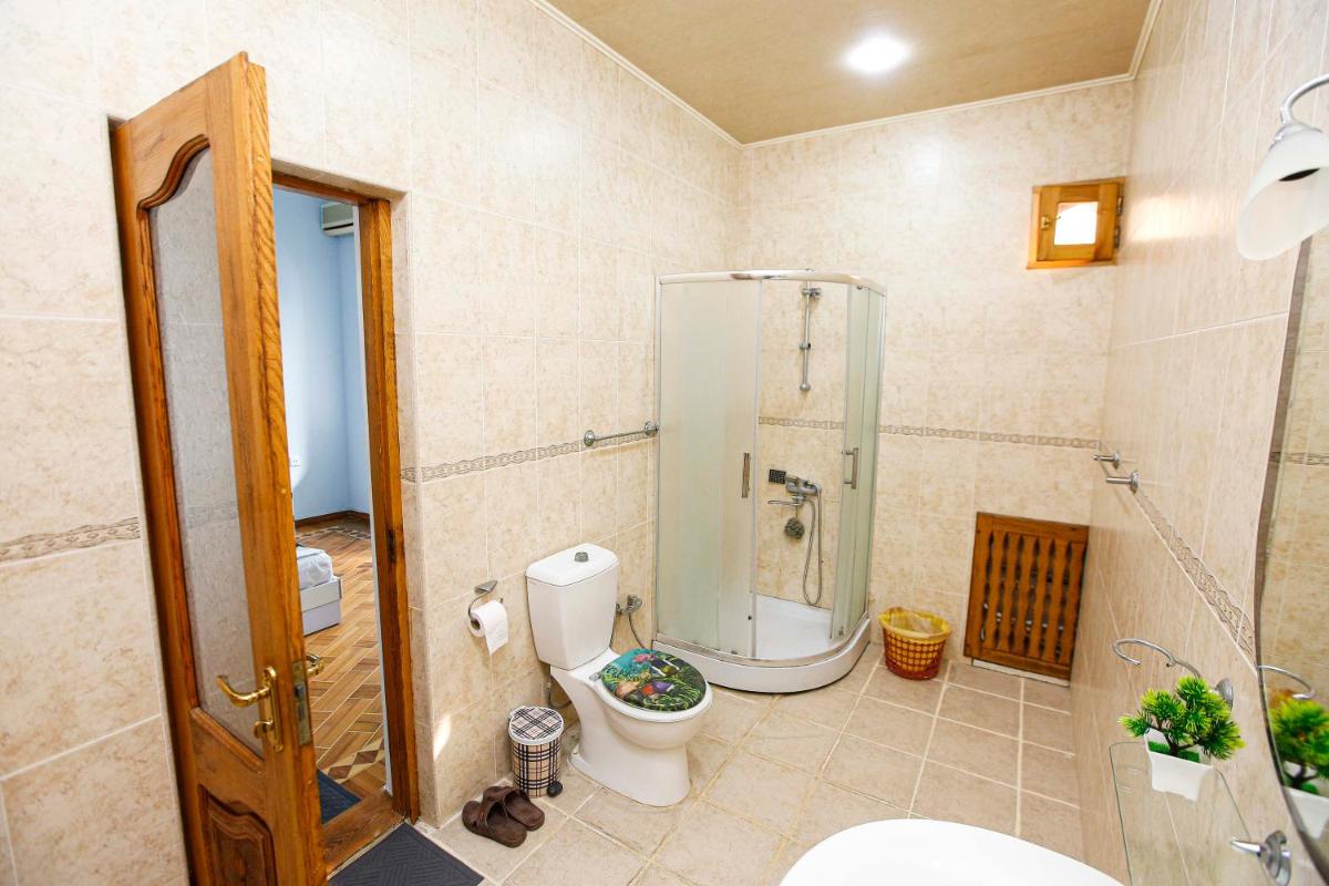 Image 2 of Baku Badamdar Villa