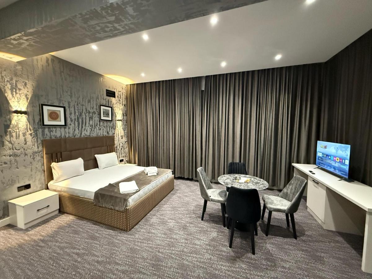 Image 1 of Black Mont İnn Hotel