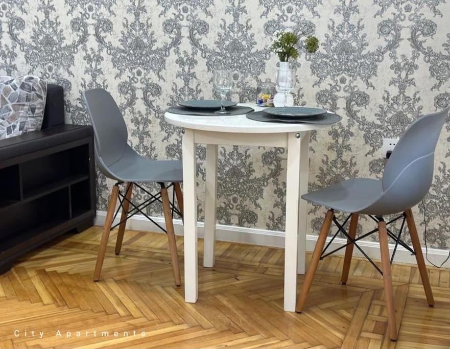 Image 3 of Black Suite Apartment