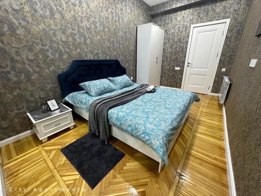 Image 1 of Black Suite Apartment