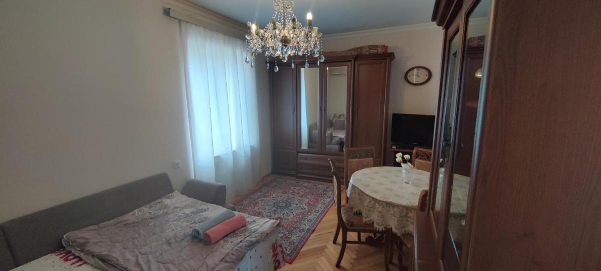 Image 2 of Budget One Room Apartment