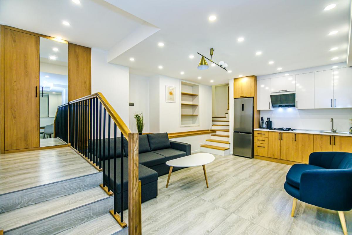Image 3 of CHAMOMILE Luxury Apartment in Nizami street