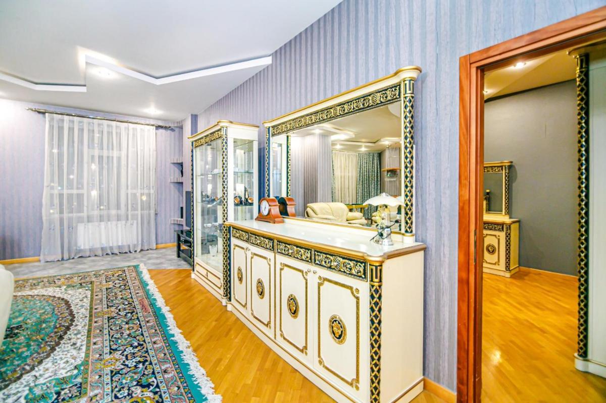 Image 2 of CHOPARD Apartment