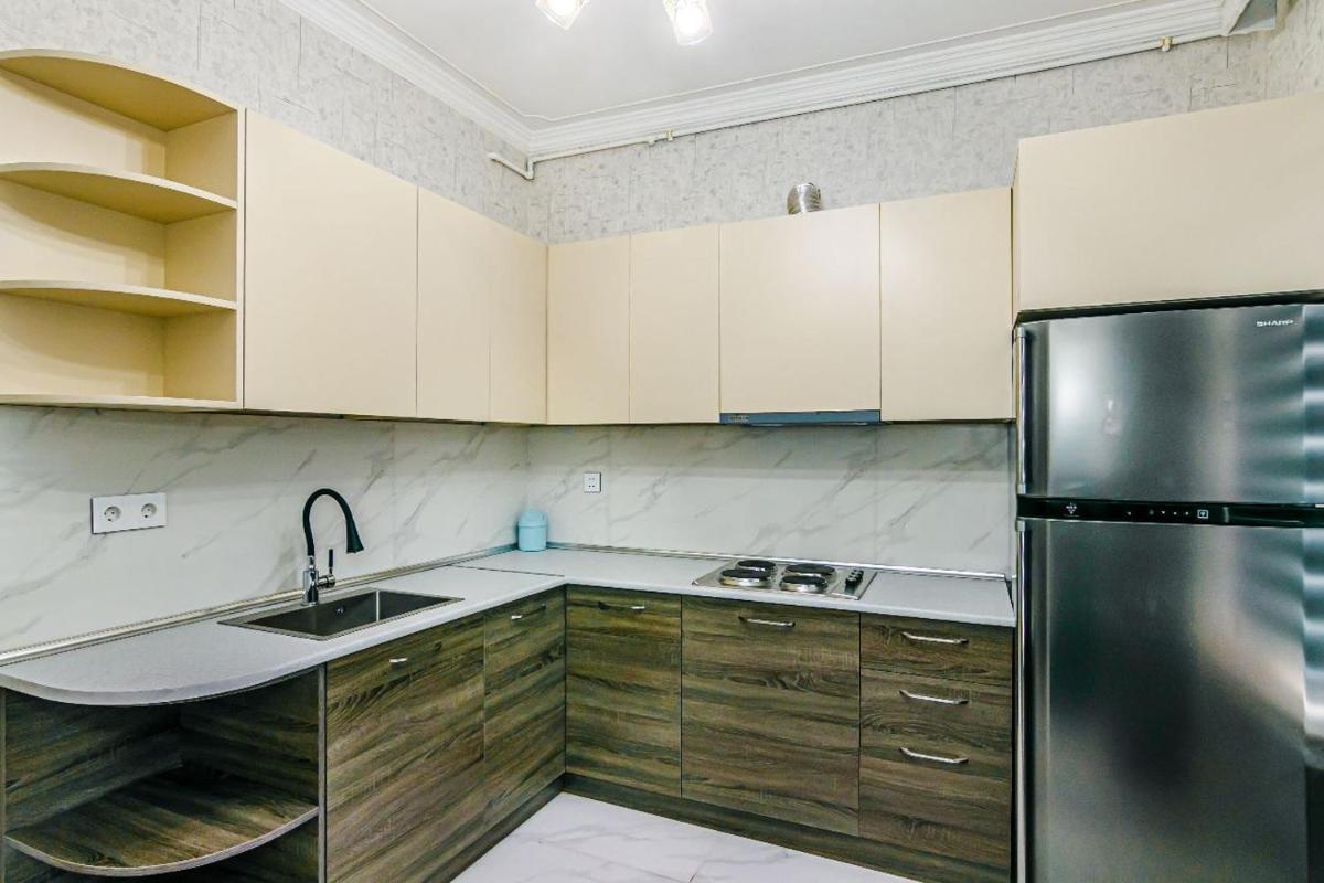 Image 3 of COMPASS Apartment