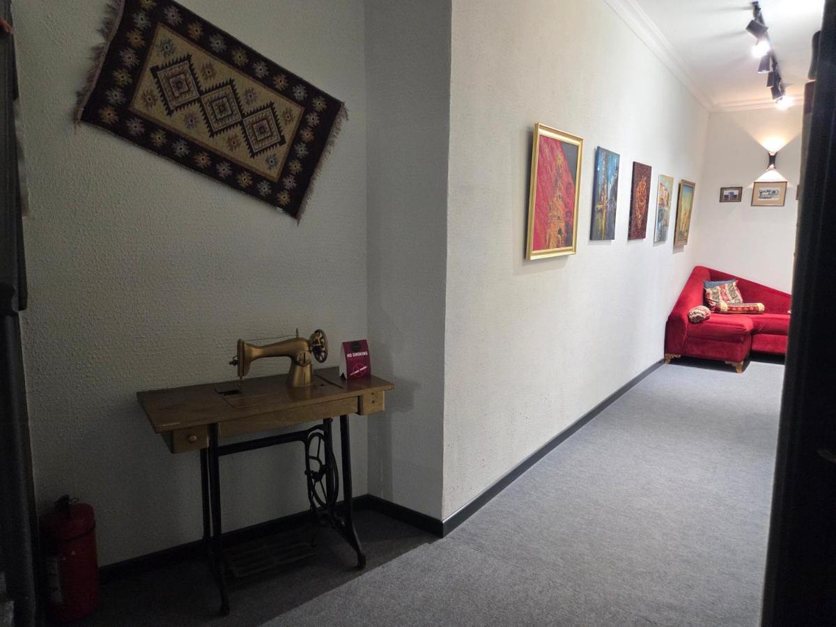 Image 2 of Chambers Old City Hotel