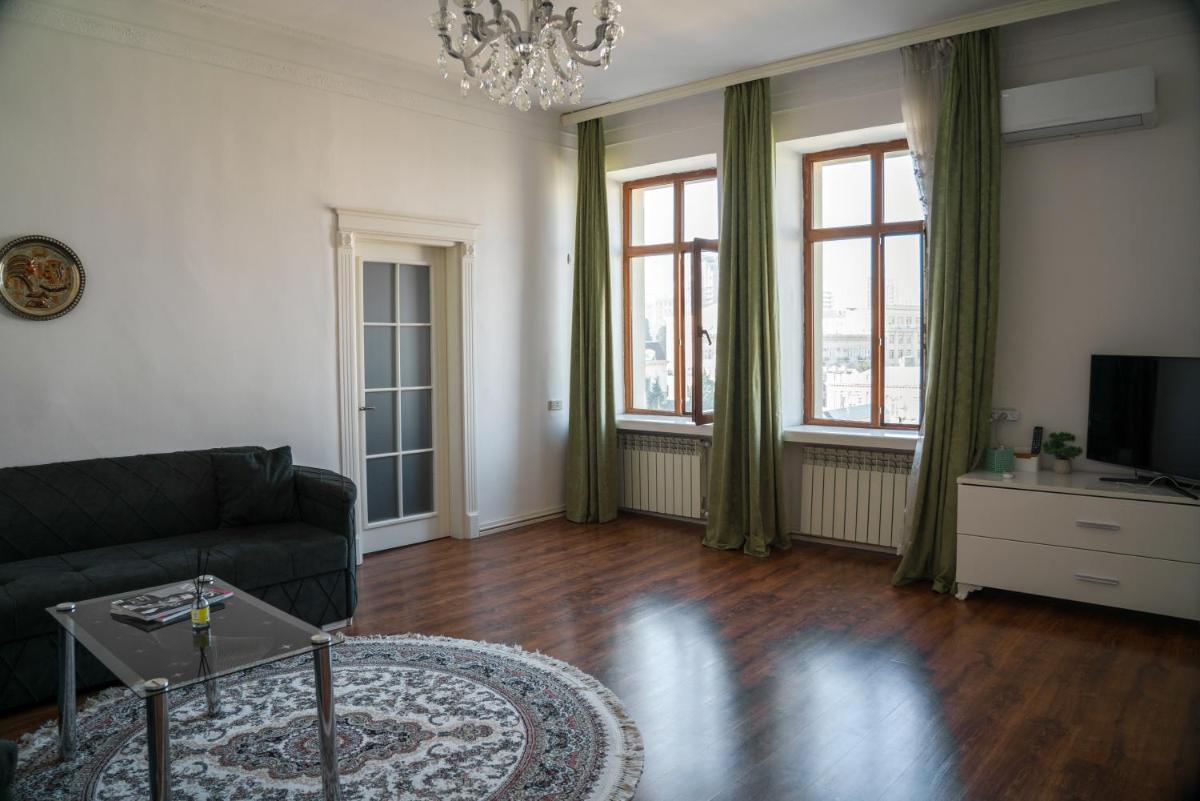 Image 1 of City Center Apartment