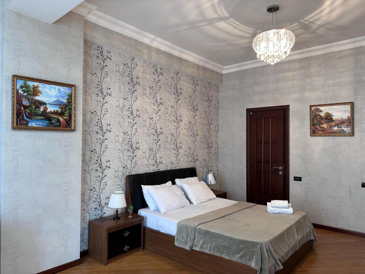 Image 6 of City View Residence by Bakuapart