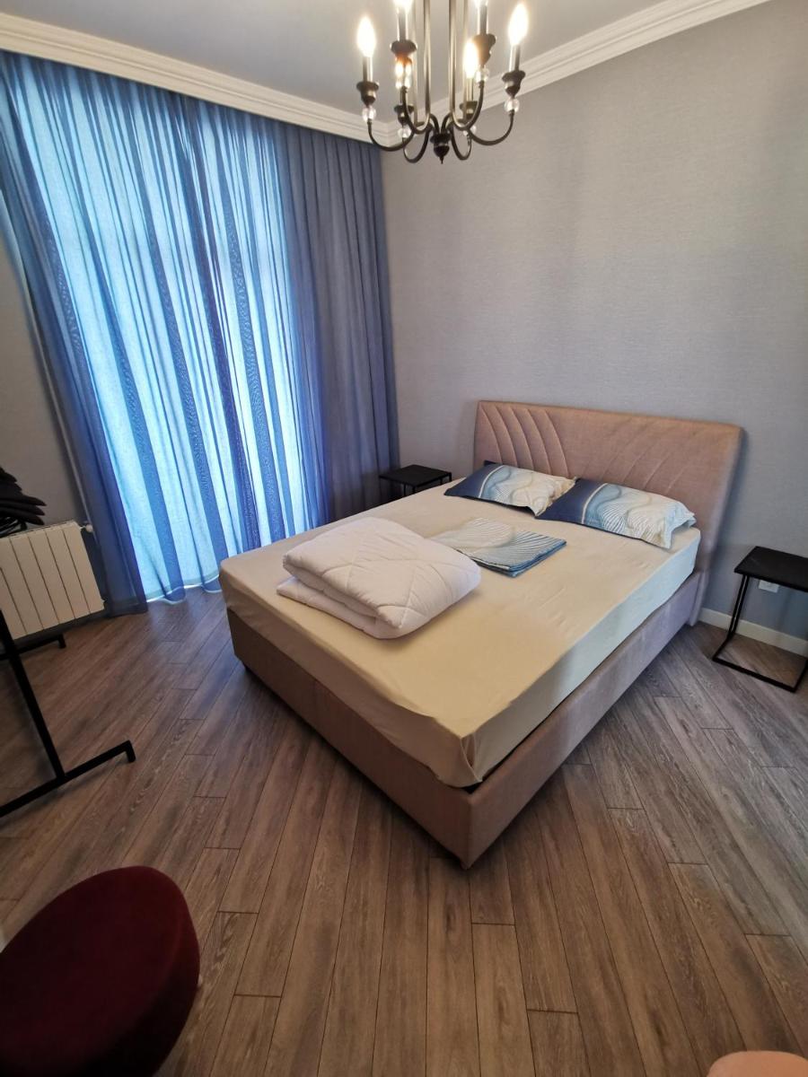 Image 2 of City center apartment