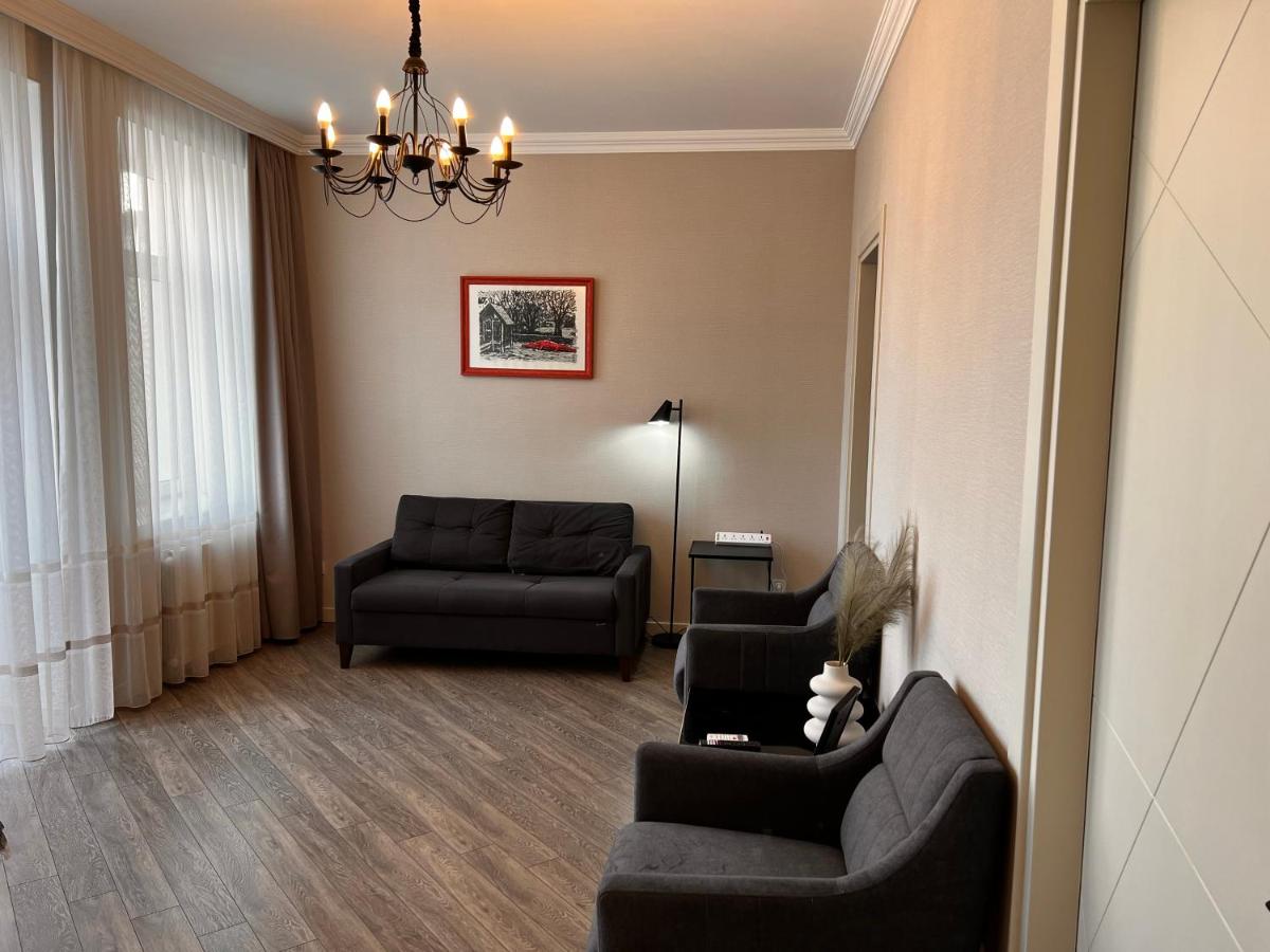 Image 1 of City center apartment
