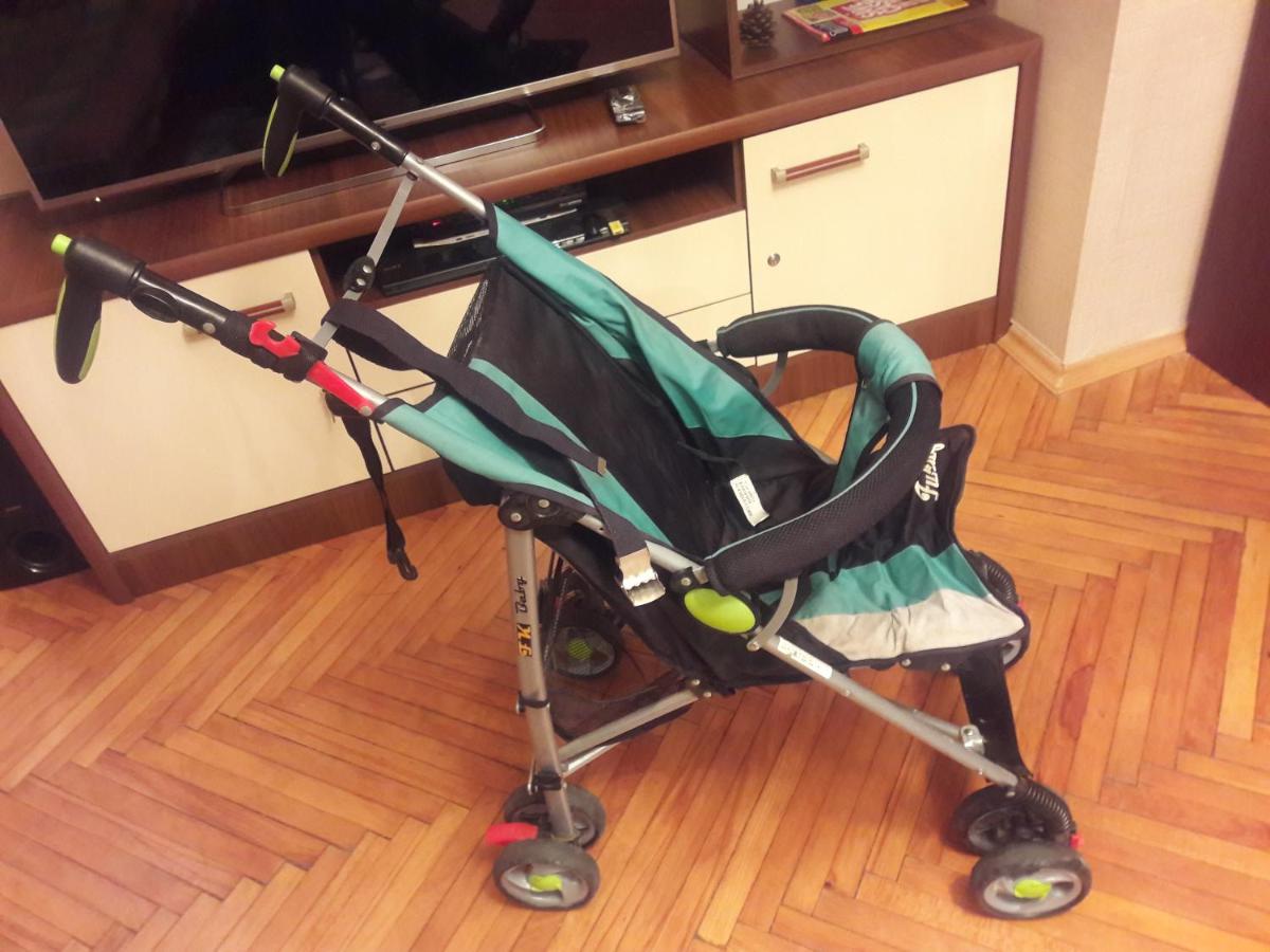 Image 1 of Comfortable, close center